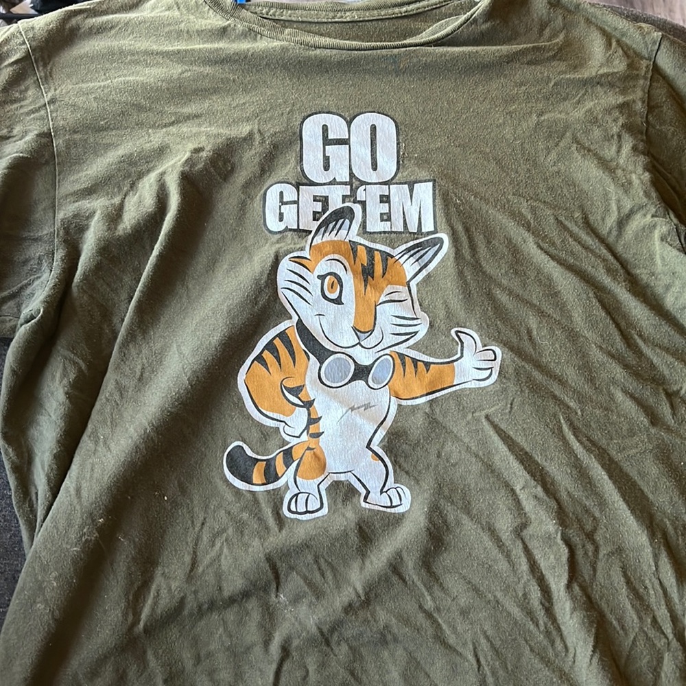 Go Get ‘Em IW zombies t shirt
